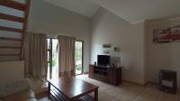 Lounges - 17 square meters of property in Kengies