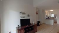 Lounges - 17 square meters of property in Kengies