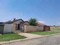 3 Bedroom 1 Bathroom House for Sale for sale in Ennerdale