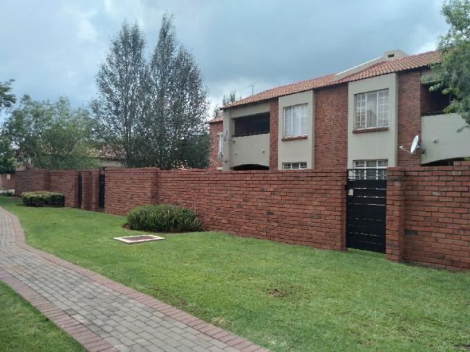 2 Bedroom Apartment for Sale For Sale in Mooikloof Ridge - MR624222