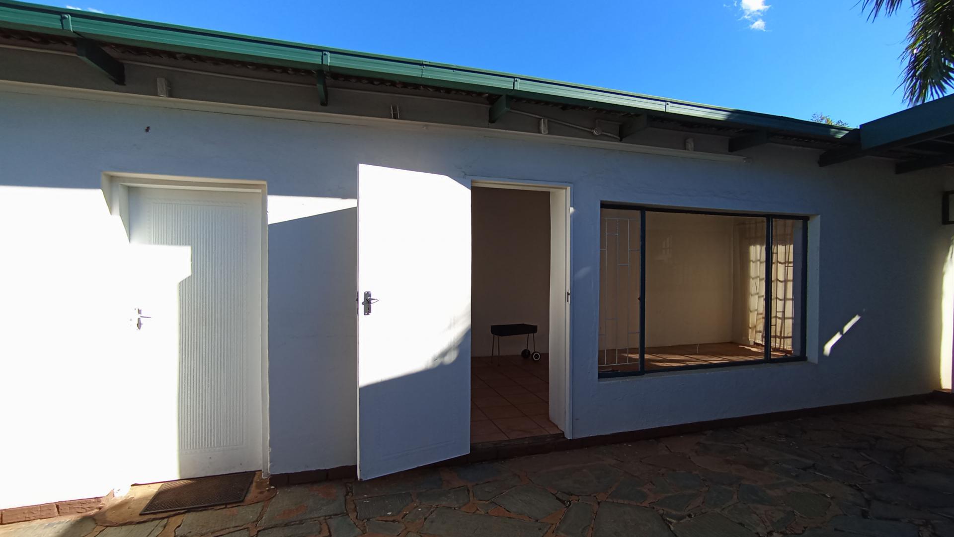 Front View of property in The Orchards