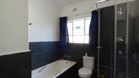 Bathroom 1 - 8 square meters of property in The Orchards