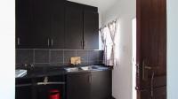 Scullery - 6 square meters of property in The Orchards