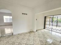  of property in Glenvista