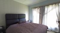 Main Bedroom - 15 square meters of property in Summerset