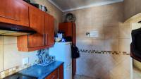 Kitchen - 9 square meters of property in Alberton