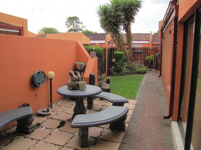 2 Bedroom Simplex for Sale For Sale in Vanderbijlpark - MR624618