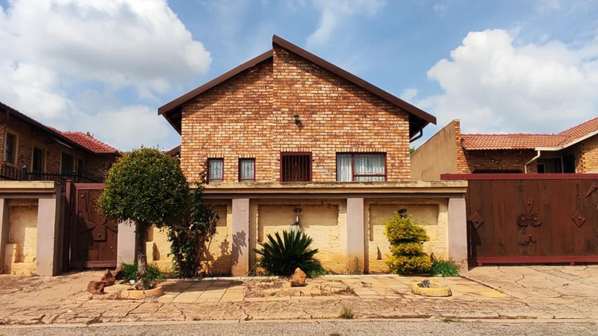 Front View of property in Mabopane