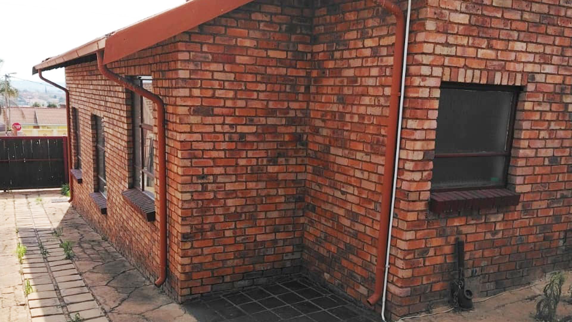 Backyard of property in Mabopane