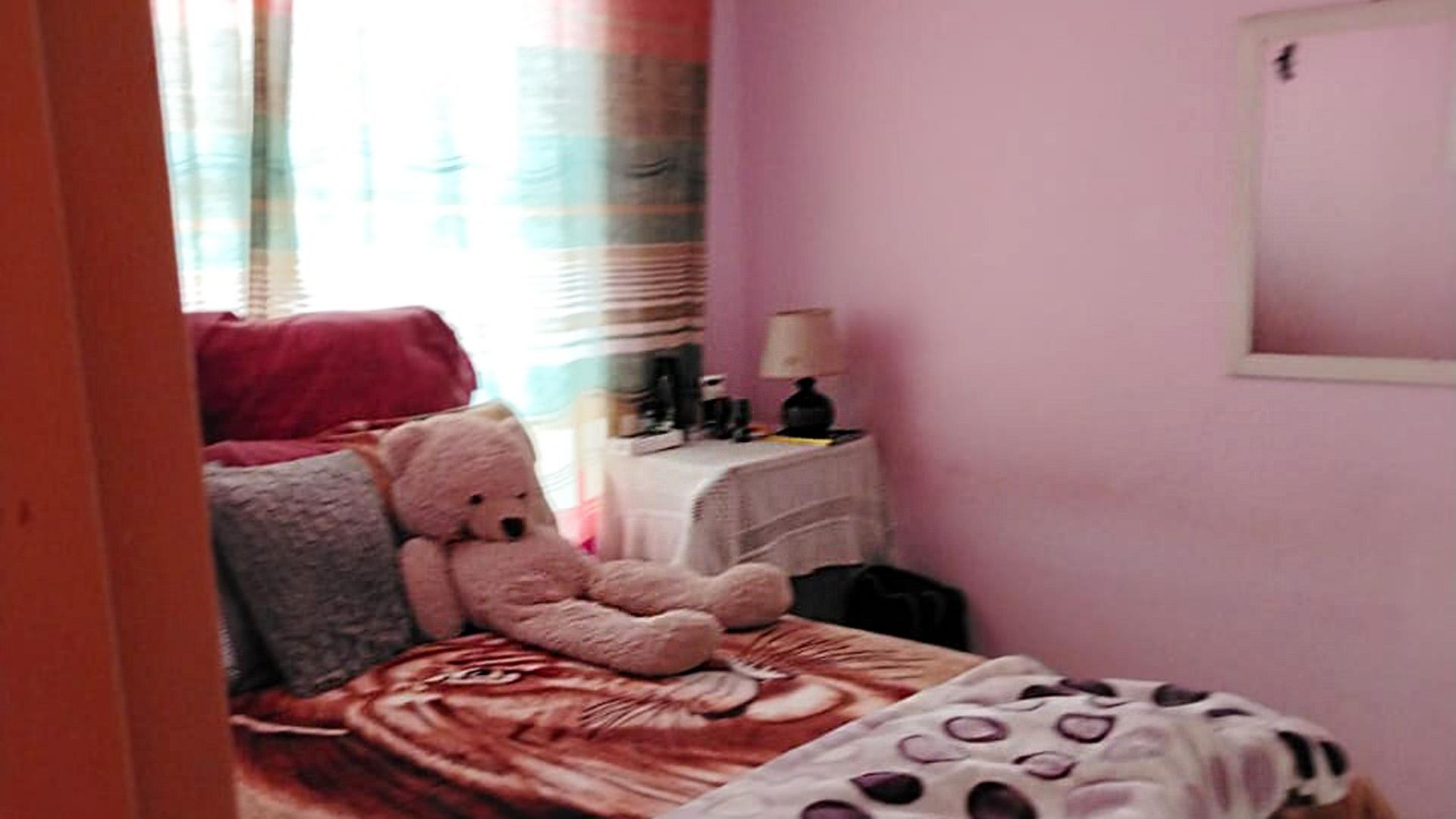 Bed Room 1 of property in Mabopane