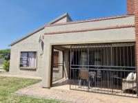2 Bedroom 2 Bathroom Simplex for Sale for sale in Waterval East
