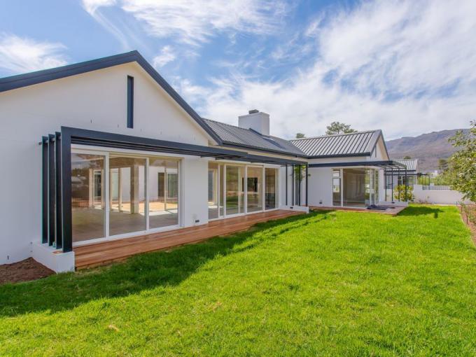 4 Bedroom House to Rent in Paarl Property to rent MR6247