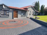 4 Bedroom 2 Bathroom House for Sale for sale in Mulbarton