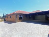 4 Bedroom 2 Bathroom House for Sale for sale in Southdowns Estate