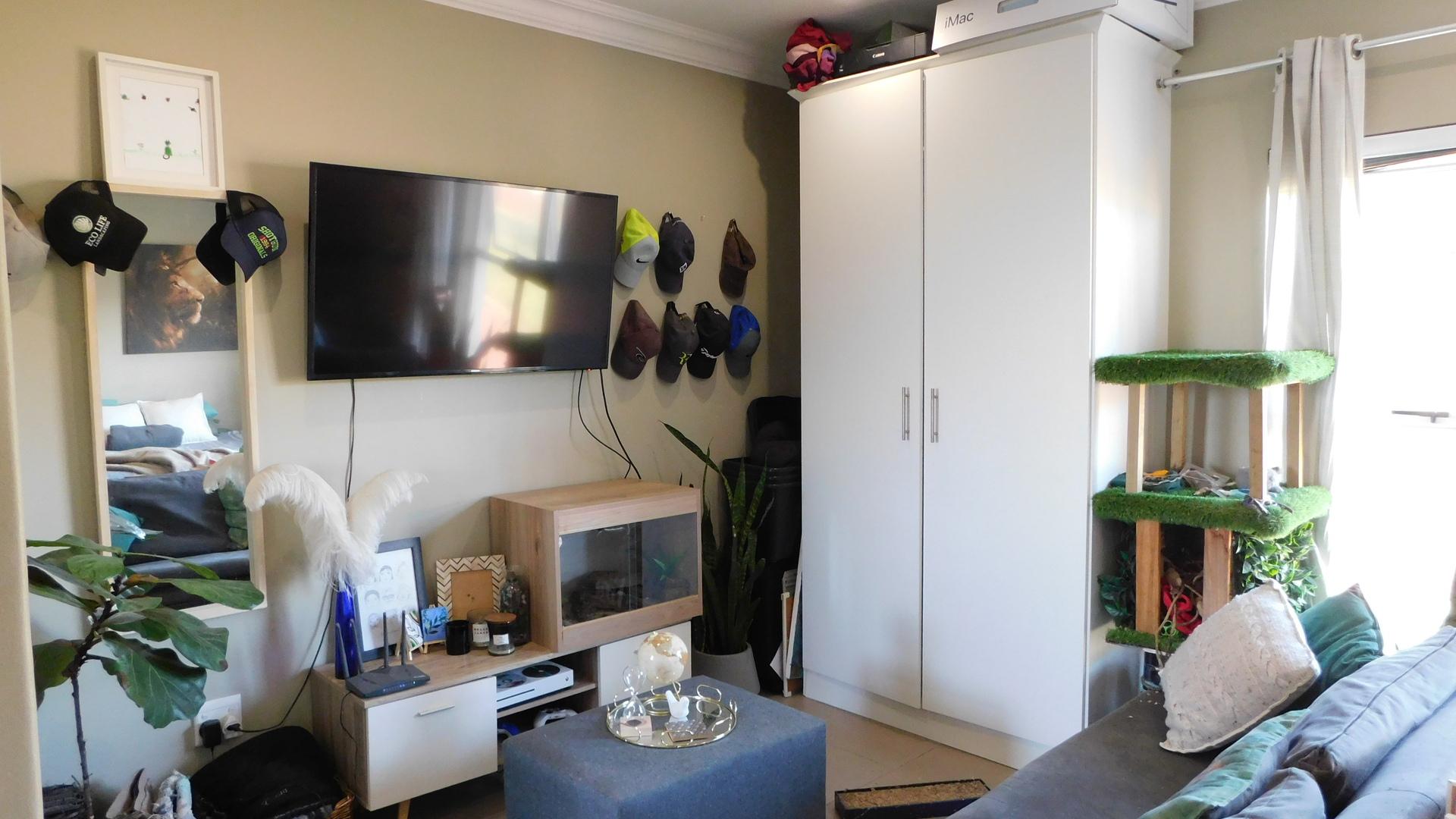 Flatlet - 21 square meters of property in Mount Edgecombe 