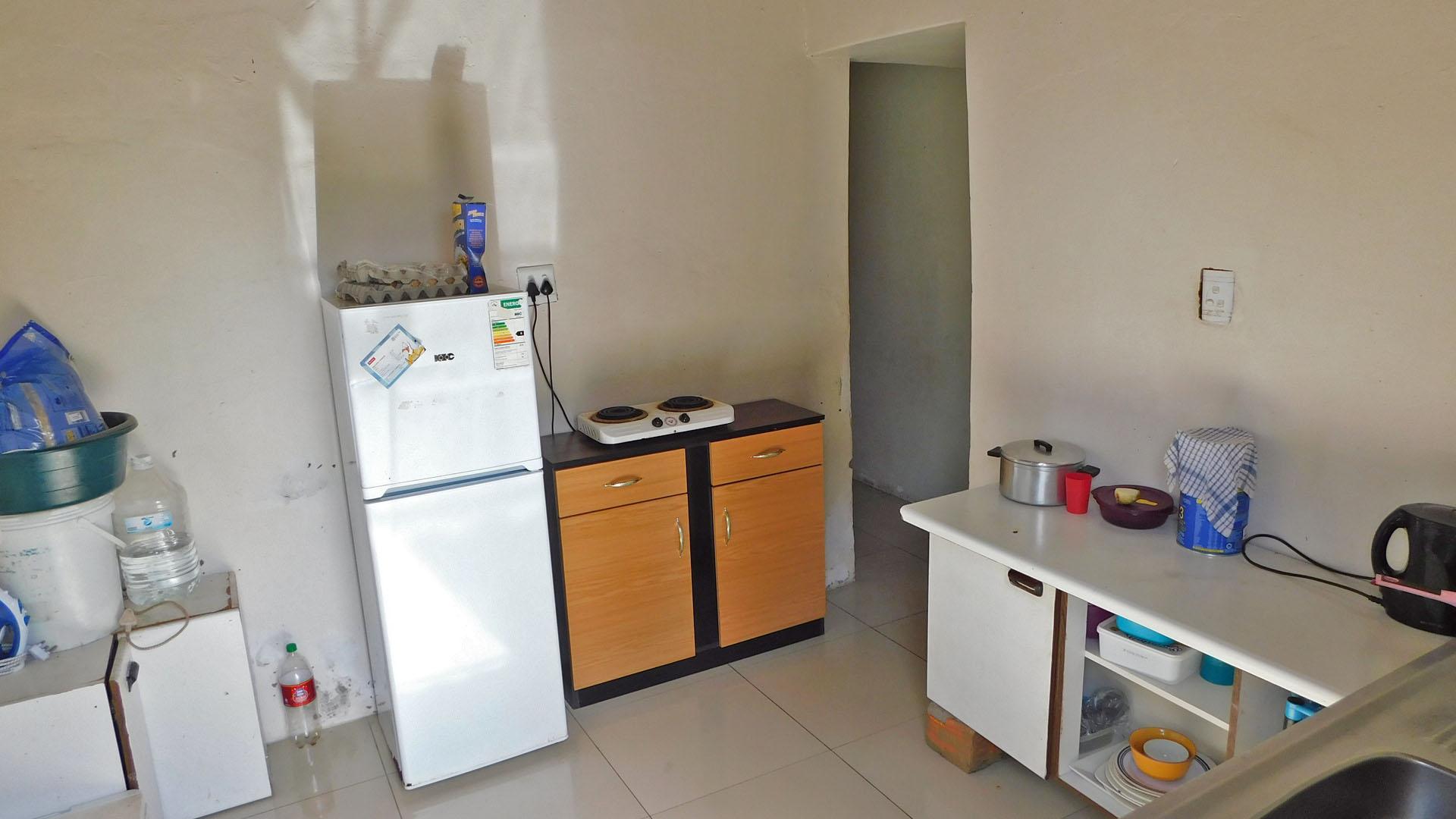 Kitchen - 9 square meters of property in Esikhawini