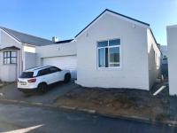 3 Bedroom 2 Bathroom House for Sale for sale in Hermanus