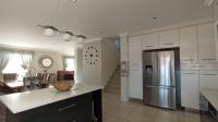 Kitchen - 14 square meters of property in Monavoni