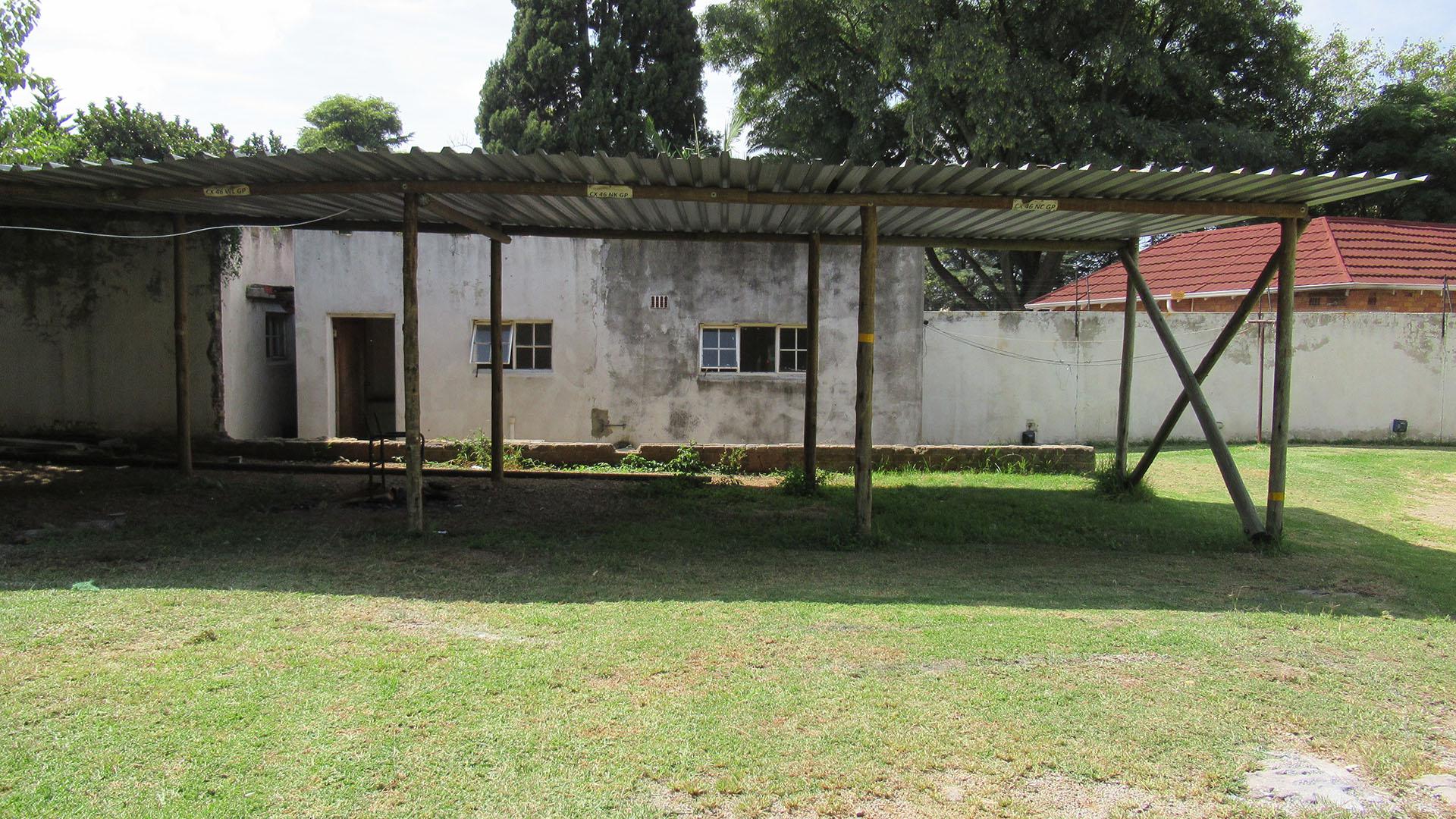 Front View of property in South Kensington