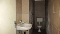 Bathroom 1 - 10 square meters of property in South Kensington