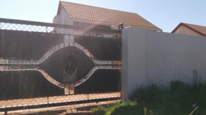 SA Home Loans Sale in Execution 2 Bedroom Freehold Residence for Sale in Evaton - MR625140