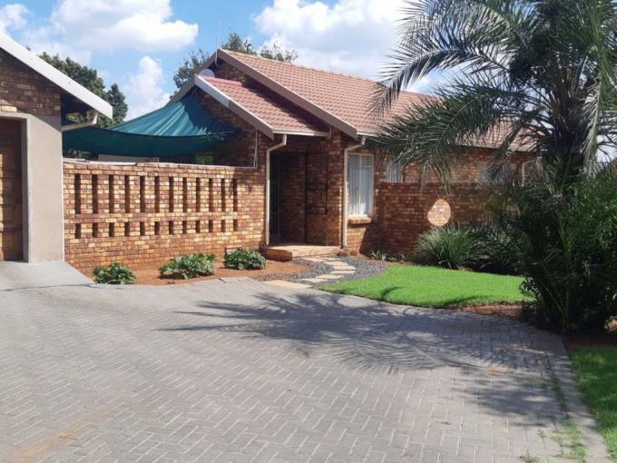 3 Bedroom House for Sale For Sale in Dennesig - MR625159