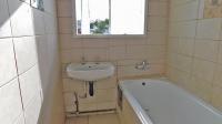 Bathroom 1 - 6 square meters of property in Hillary 