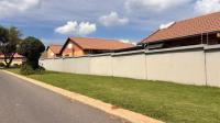 Front View of property in Ormonde