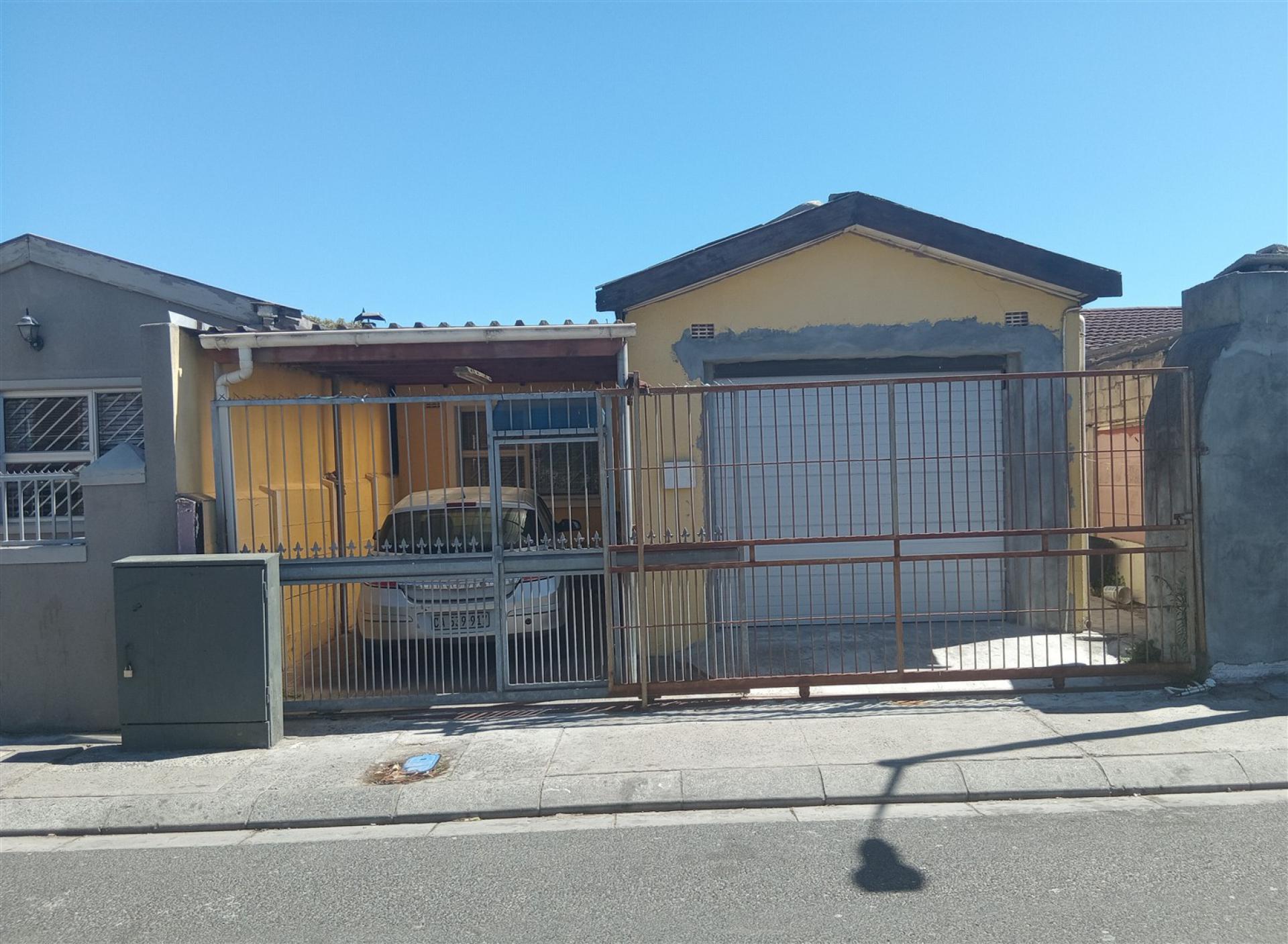 Front View of property in Mitchells Plain