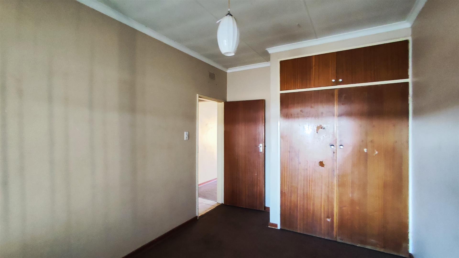 Bed Room 2 - 14 square meters of property in Sonland Park