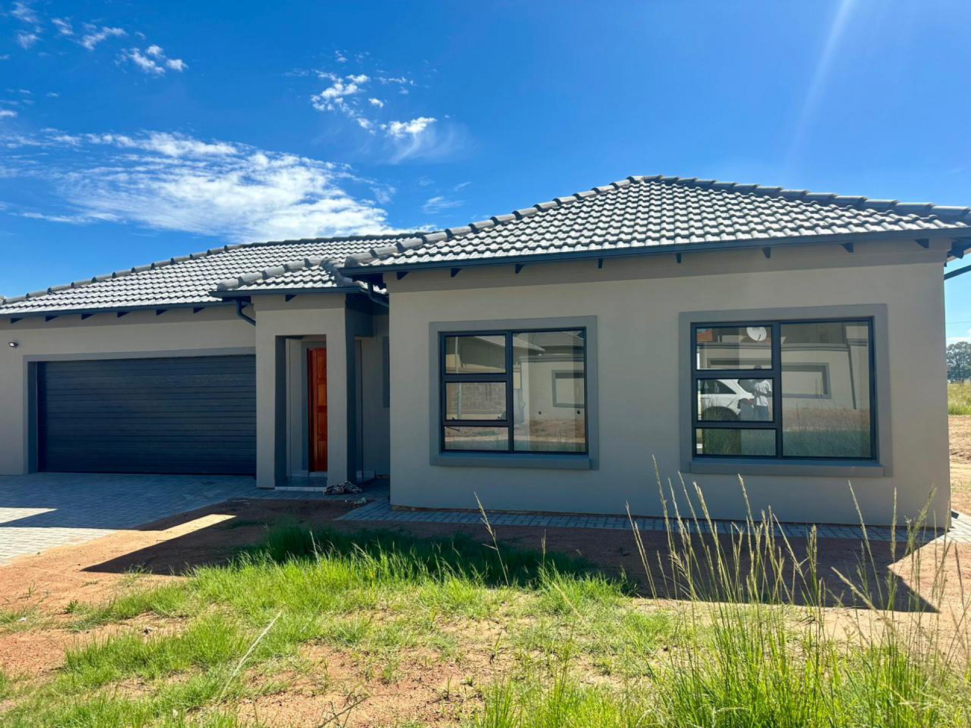  of property in Heatherview