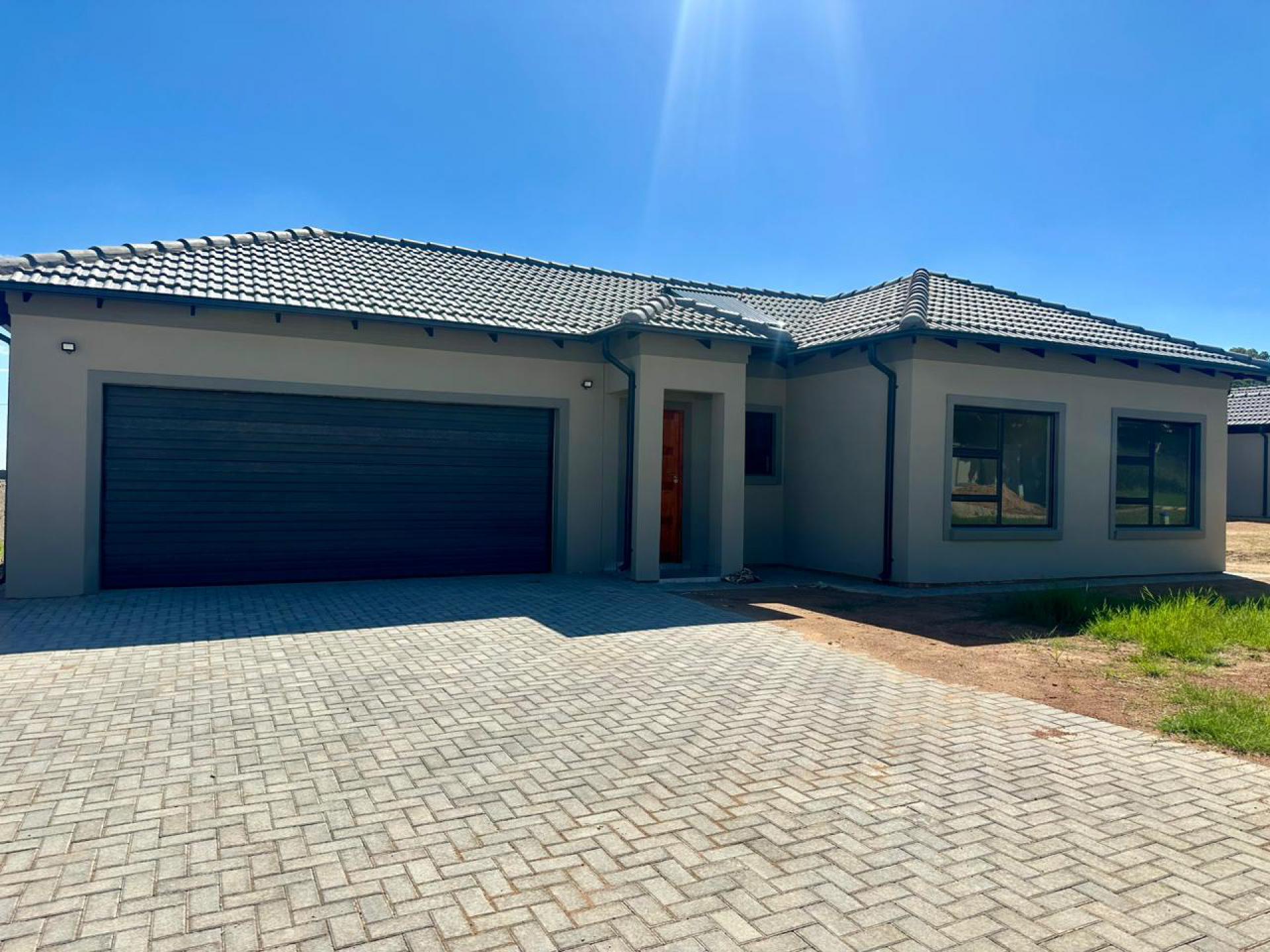  of property in Heatherview