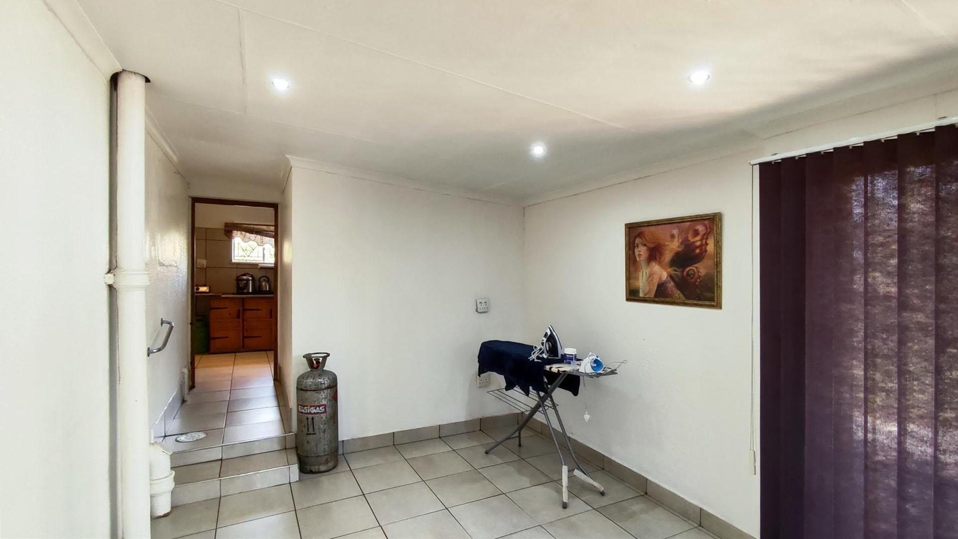Entertainment - 18 square meters of property in Visagiepark