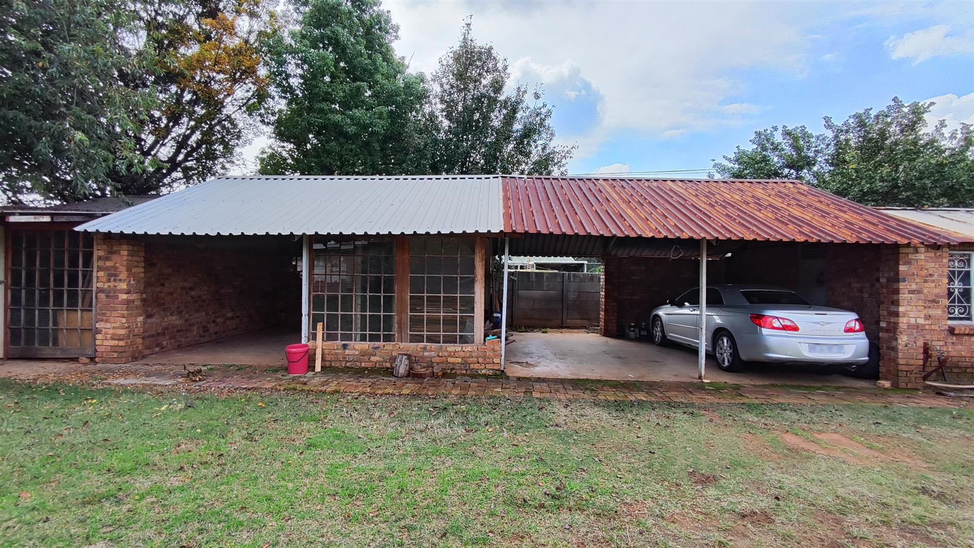 Backyard of property in Visagiepark
