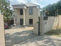 6 Bedroom 3 Bathroom Freehold Residence to Rent for sale in Vorna Valley