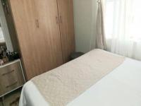 Bed Room 2 of property in Alveda