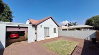 Front View of property in Vosloorus