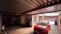 Garage - 97 square meters of property in Vosloorus