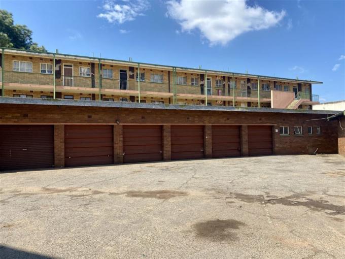 2 Bedroom Apartment for Sale For Sale in Vanderbijlpark - MR625707