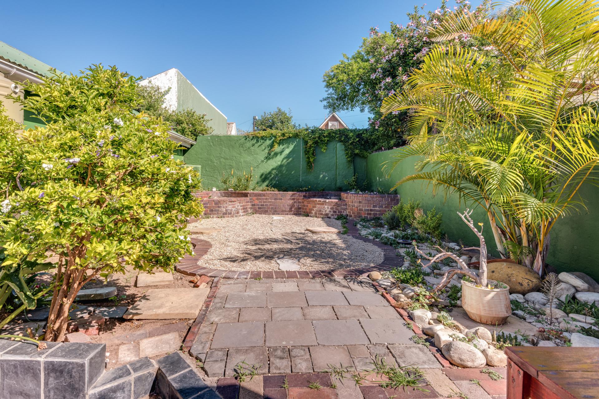  of property in Port Elizabeth Central