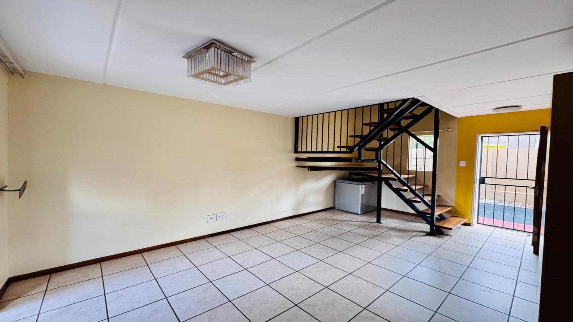 Lounges of property in Annlin