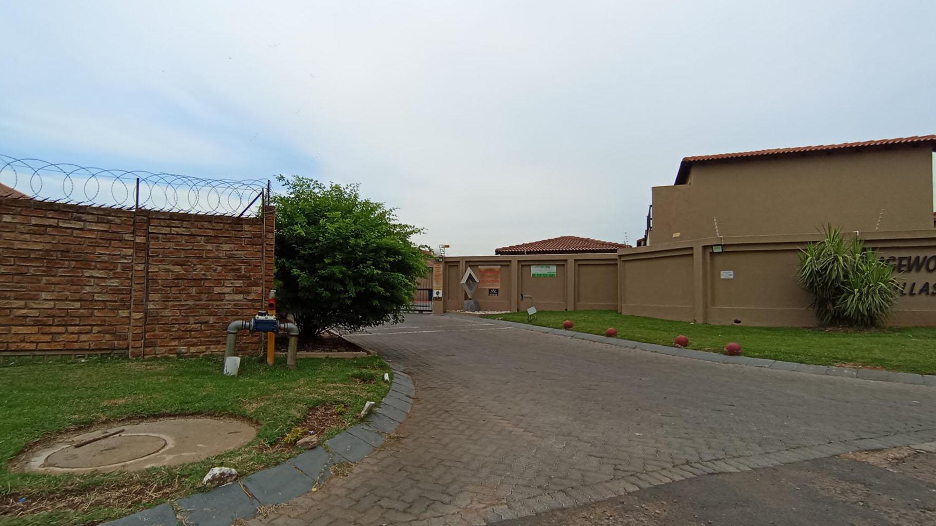 Front View of property in Annlin