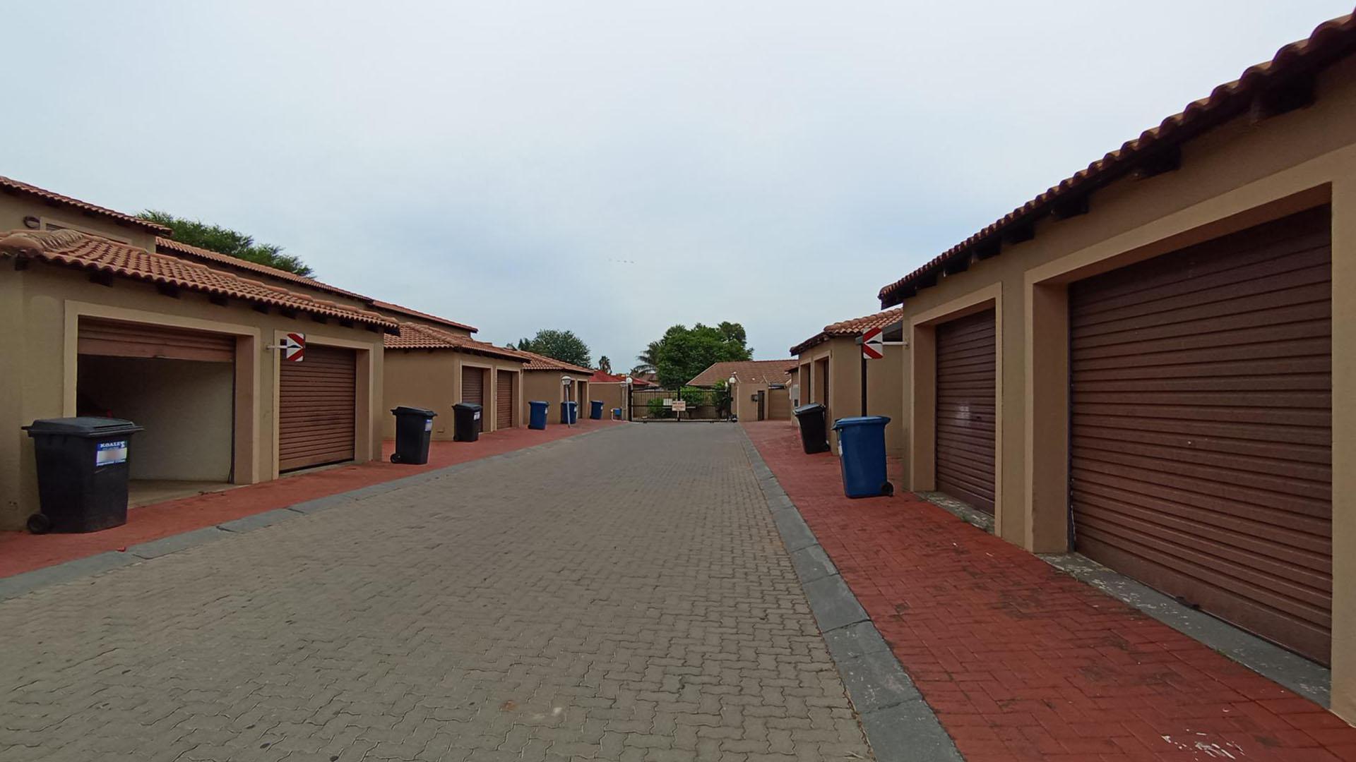 Front View of property in Annlin