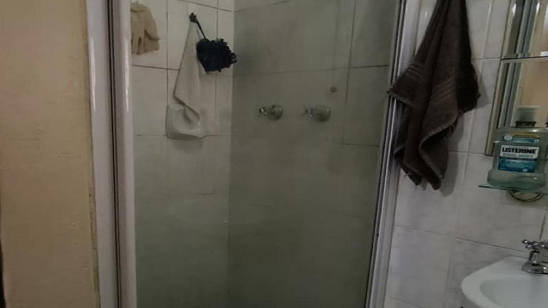 Bathroom 3+ of property in Belgravia