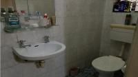 Bathroom 3+ of property in Belgravia