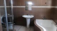 Bathroom 1 - 6 square meters of property in Belgravia