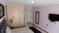 Bed Room 2 - 18 square meters of property in Hayfields