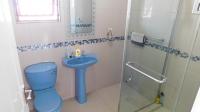 Bathroom 2 - 4 square meters of property in Hayfields