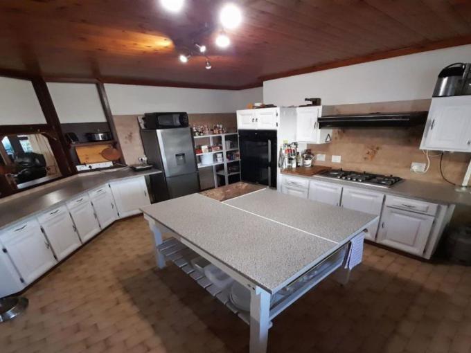 Property and Houses For Sale by Cally Nicholson from Rawson Properties