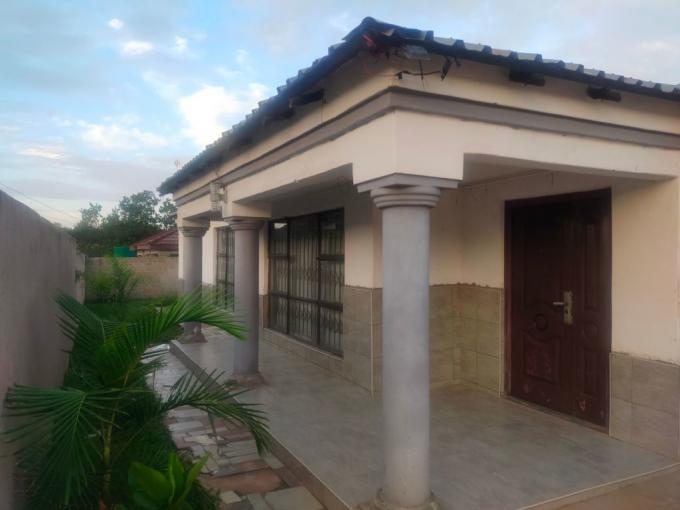 4 Bedroom House for Sale For Sale in Thohoyandou - MR625895